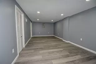 392 Whittier Dr, Pittsburgh, PA 15235 - Photo 27