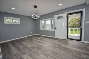 392 Whittier Dr, Pittsburgh, PA 15235 - Photo 5