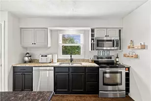 108 Emerald Ct, Cranberry Township, PA 16066 - Photo 5