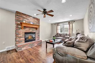247 Darlan Hill Dr, Pittsburgh, PA 15239 - Photo 23