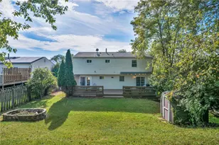 247 Darlan Hill Dr, Pittsburgh, PA 15239 - Photo 3