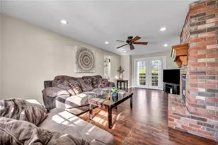 247 Darlan Hill Dr, Pittsburgh, PA 15239 - Photo 25