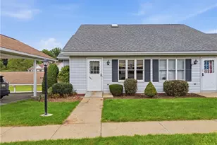 306 Evergreen Ct, Saxonburg Boro, PA 16056 - Photo 1