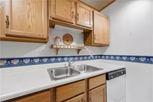 306 Evergreen Ct, Saxonburg Boro, PA 16056 - Photo 9