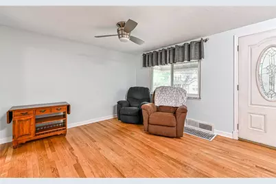 1337 Hamilton Rd, Pittsburgh, PA 15234 - Photo 5