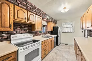 1318 Butler Rd, Springdale Township, PA 15144 - Photo 13