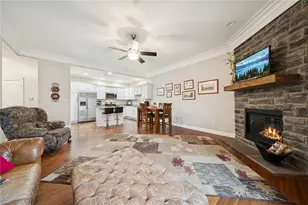 336 Village Ct, Ligonier Boro, PA 15658 - Photo 3