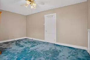246 Hazel Dr, Pittsburgh, PA 15228 - Photo 25