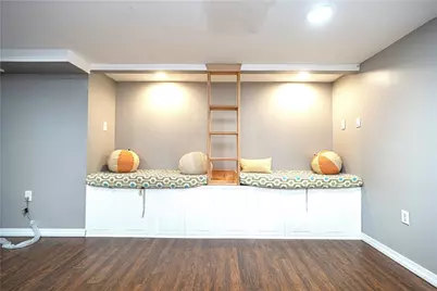 715 Powers Dr, Pittsburgh, PA 15090 - Photo 27