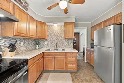 54 Sampson Ave, Pittsburgh, PA 15205 - Photo 19