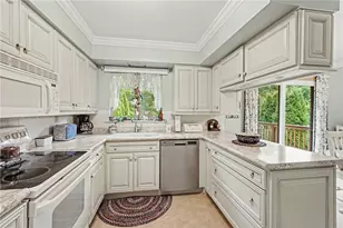 705 Smiley St, Ellwood City, PA 16117 - Photo 7