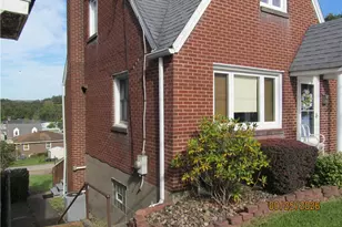 1522 Broad St, South Greensburg Boro, PA 15601 - Photo 3