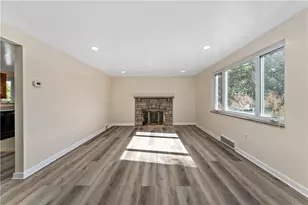 859 Corbett Dr, Pittsburgh, PA 15234 - Photo 3