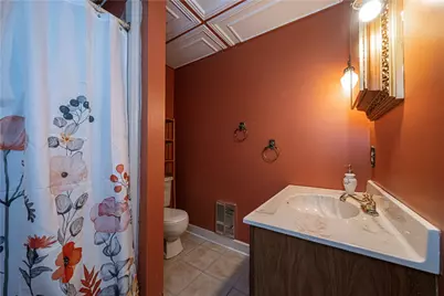 804 Maryland Ave, Midland Boro, PA 15059 - Photo 17