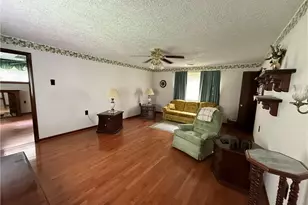 1308 Buckeye Rd, Kirby - Mount Morris, PA 15349 - Photo 13