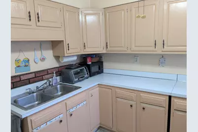 2710 Locust St, Beaver Falls, PA 15010 - Photo 7