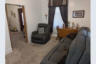 2710 Locust St, Beaver Falls, PA 15010 - Photo 5