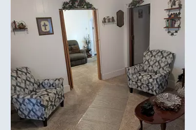 2710 Locust St, Beaver Falls, PA 15010 - Photo 3