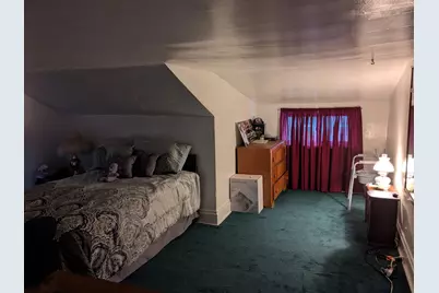 2710 Locust St, Beaver Falls, PA 15010 - Photo 15