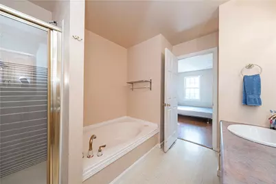 106 Paddock Ln, Pittsburgh, PA 15236 - Photo 13