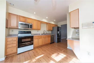 106 Paddock Ln, Pittsburgh, PA 15236 - Photo 7