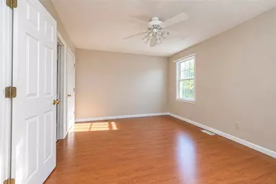 106 Paddock Ln, Pittsburgh, PA 15236 - Photo 11