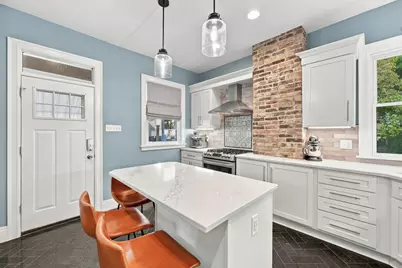 400 Venture Street, Observatory Hill, PA 15214 - Photo 11