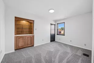 320 Raymond St, Pittsburgh, PA 15218 - Photo 11
