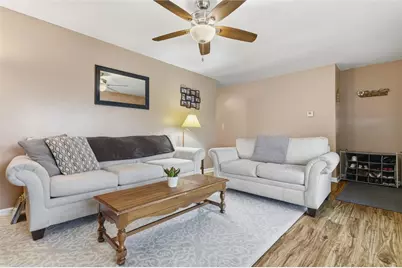 809 Hackberry Dr, Monroeville, PA 15146 - Photo 5