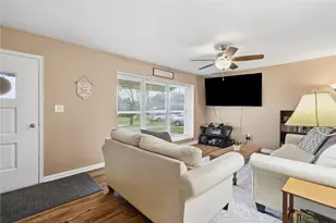 809 Hackberry Dr, Monroeville, PA 15146 - Photo 7