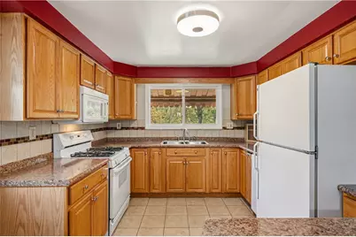 310 Millport Road, West Mifflin, PA 15122 - Photo 9