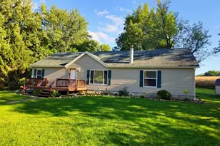 222 S Franklin St, Cochranton Boro, PA 16314 - Photo 1