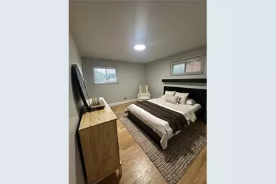 1502 Whitewood Dr, Pittsburgh, PA 15220 - Photo 17