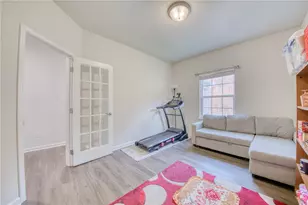 405 Creekside Ct, North Strabane, PA 15330 - Photo 13
