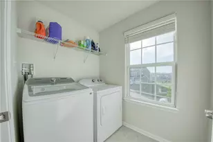 405 Creekside Ct, North Strabane, PA 15330 - Photo 15