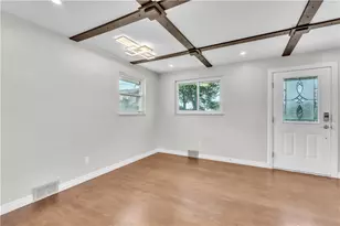 27 Washington Ave, Mount Pleasant, PA 15340 - Photo 13