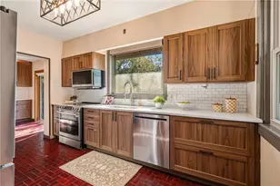 218 Elmore Rd, Pittsburgh, PA 15221 - Photo 3
