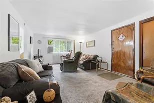 1214 Broadway Ave, Stowe Township, PA 15136 - Photo 13