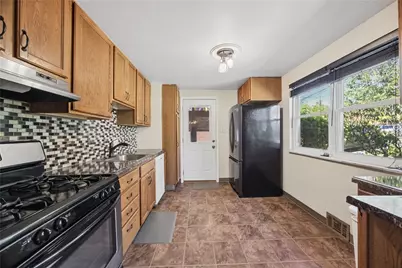 1383 Meadowlark Dr., Scott Township, PA 15243 - Photo 7