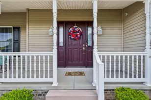 2417 Muzzy Dr, Shenango Township, PA 16101 - Photo 3