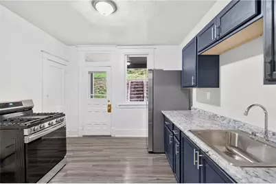 28 Waldorf Street, Observatory Hill, PA 15214 - Photo 13