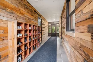 9175 Hubbard Rd, Pittsburgh, PA 15101 - Photo 3