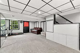 1105 Huston Dr, West Mifflin, PA 15122 - Photo 31