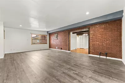 1045 Broughton Road, South Park, PA 15236 - Photo 23