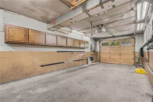 1045 Broughton Rd, South Park, PA 15236 - Photo 31