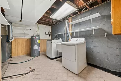 1045 Broughton Road, South Park, PA 15236 - Photo 33