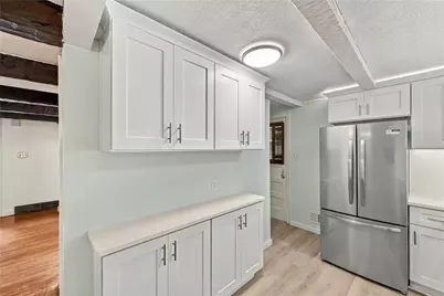 1045 Broughton Road, South Park, PA 15236 - Photo 17