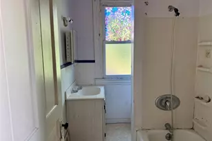 1616 Concordia St, Pittsburgh, PA 15210 - Photo 9