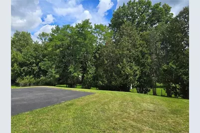 419 Parkridge Drive, Bethel Park, PA 15102 - Photo 21