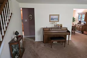 419 Parkridge Dr, Bethel Park, PA 15102 - Photo 7